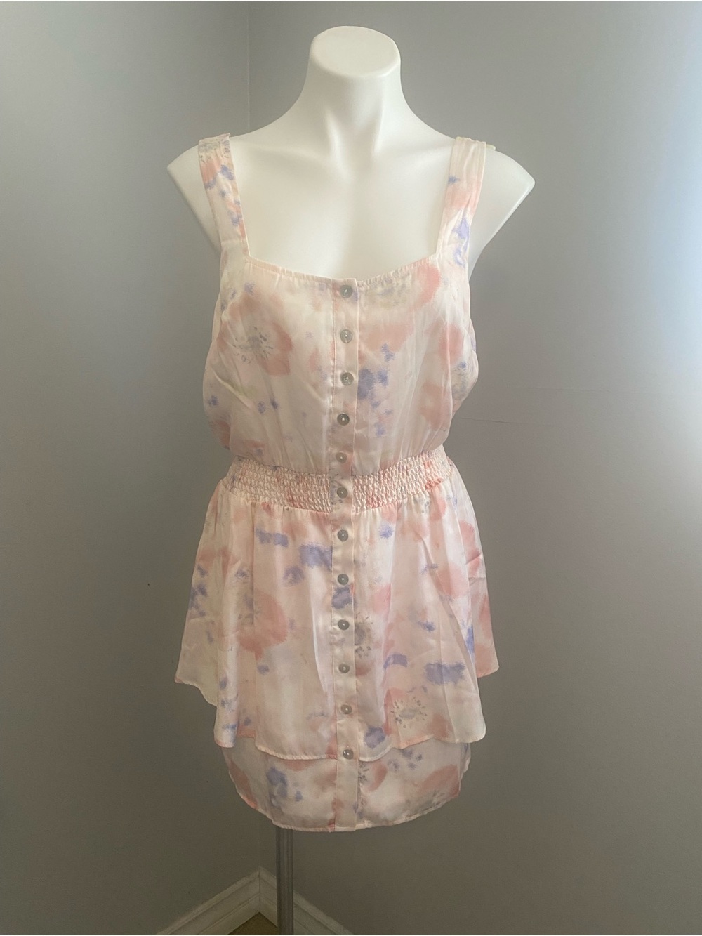 Saltwater Luxe Pastel Watercolor Button-Front Top lining